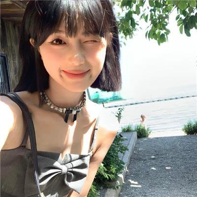 王家欣